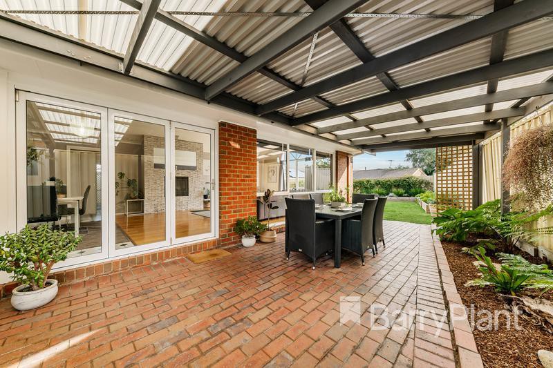 1 Lady Penrhyn AvenueMill Park, VIC 3082, Mill Park - Thumbnail 7