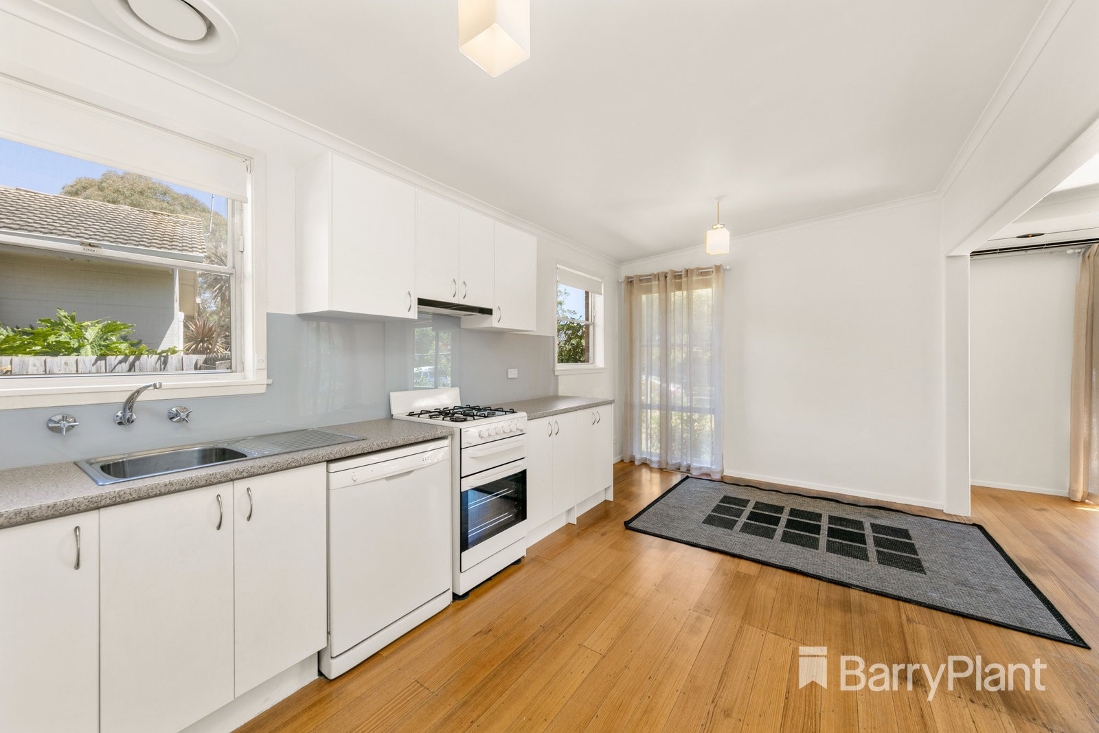 45 Illowa StreetMornington, VIC 3931, Mornington - Thumbnail 3