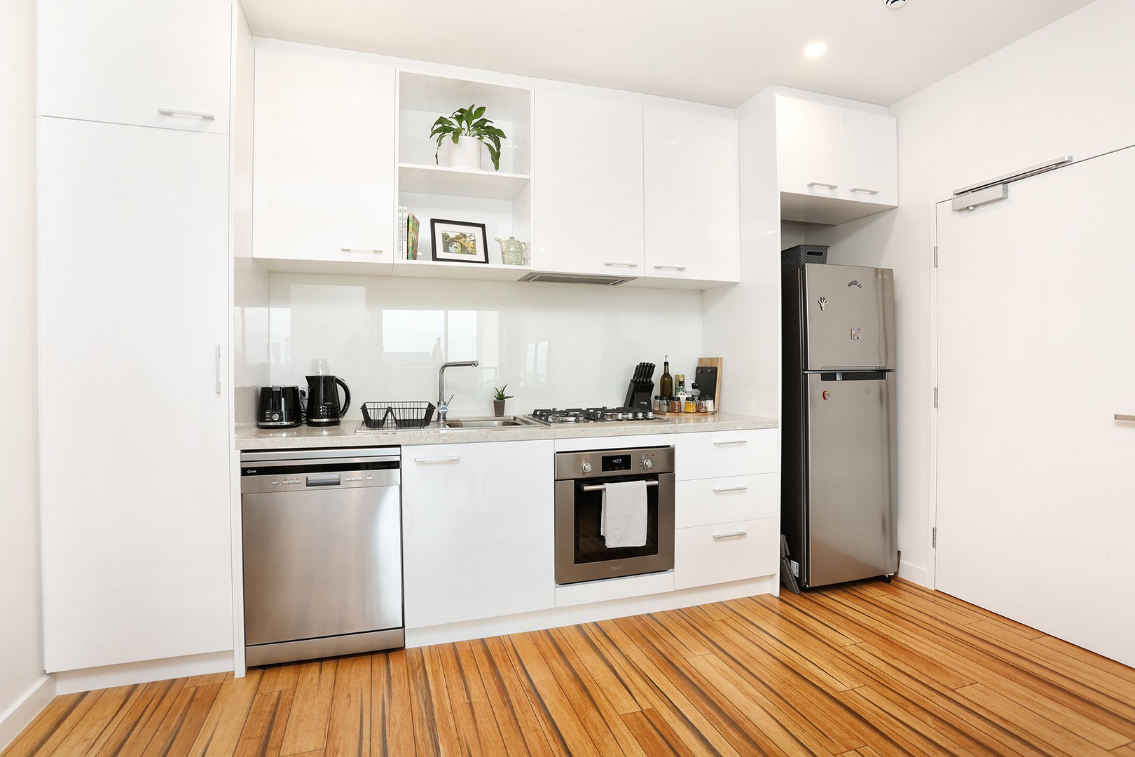 215/358 Moreland RoadBrunswick West, VIC 3055, Brunswick West - Thumbnail 3