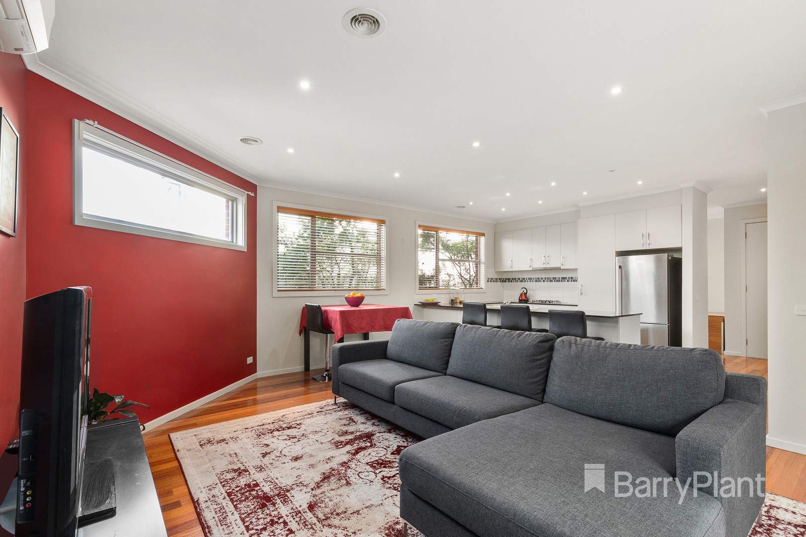 1/2 Manly CourtCoburg North, VIC 3058, Coburg North - Thumbnail 3