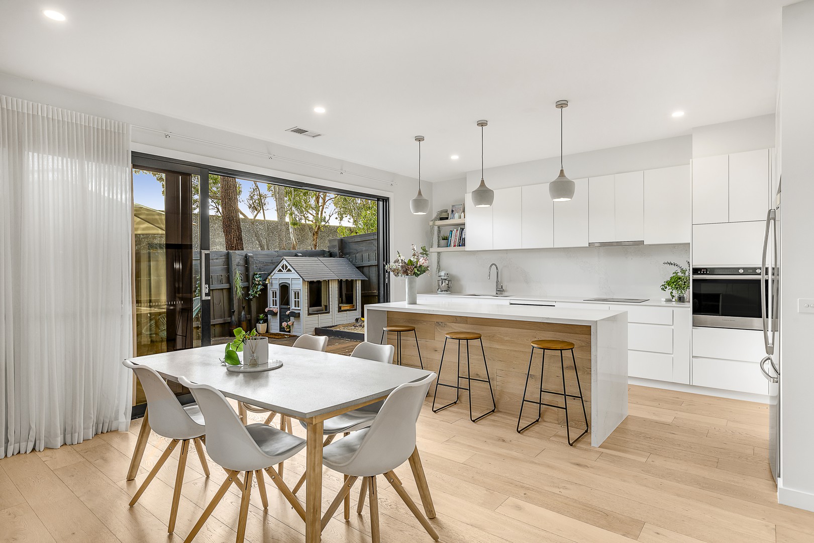2/40 Eram Road, Box Hill North, VIC 3129, Box Hill North - Thumbnail 4