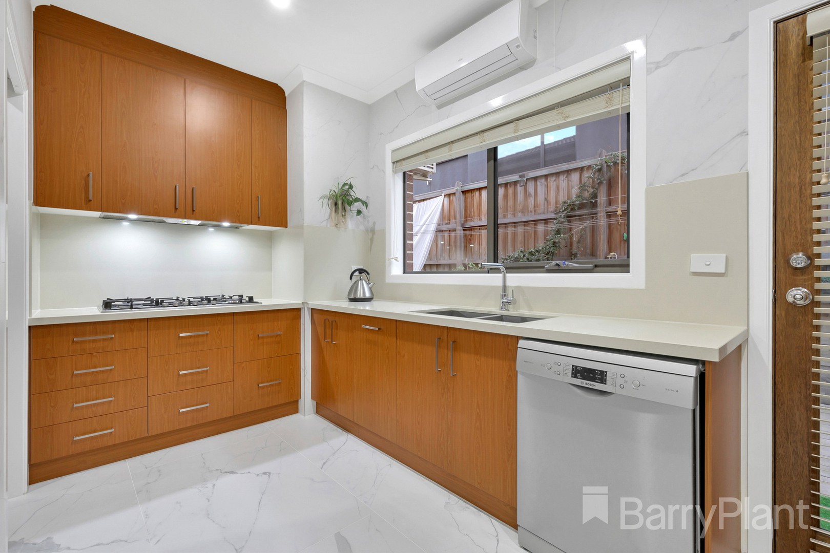 60 Clovemont WayBundoora, VIC 3083, Bundoora - Thumbnail 6