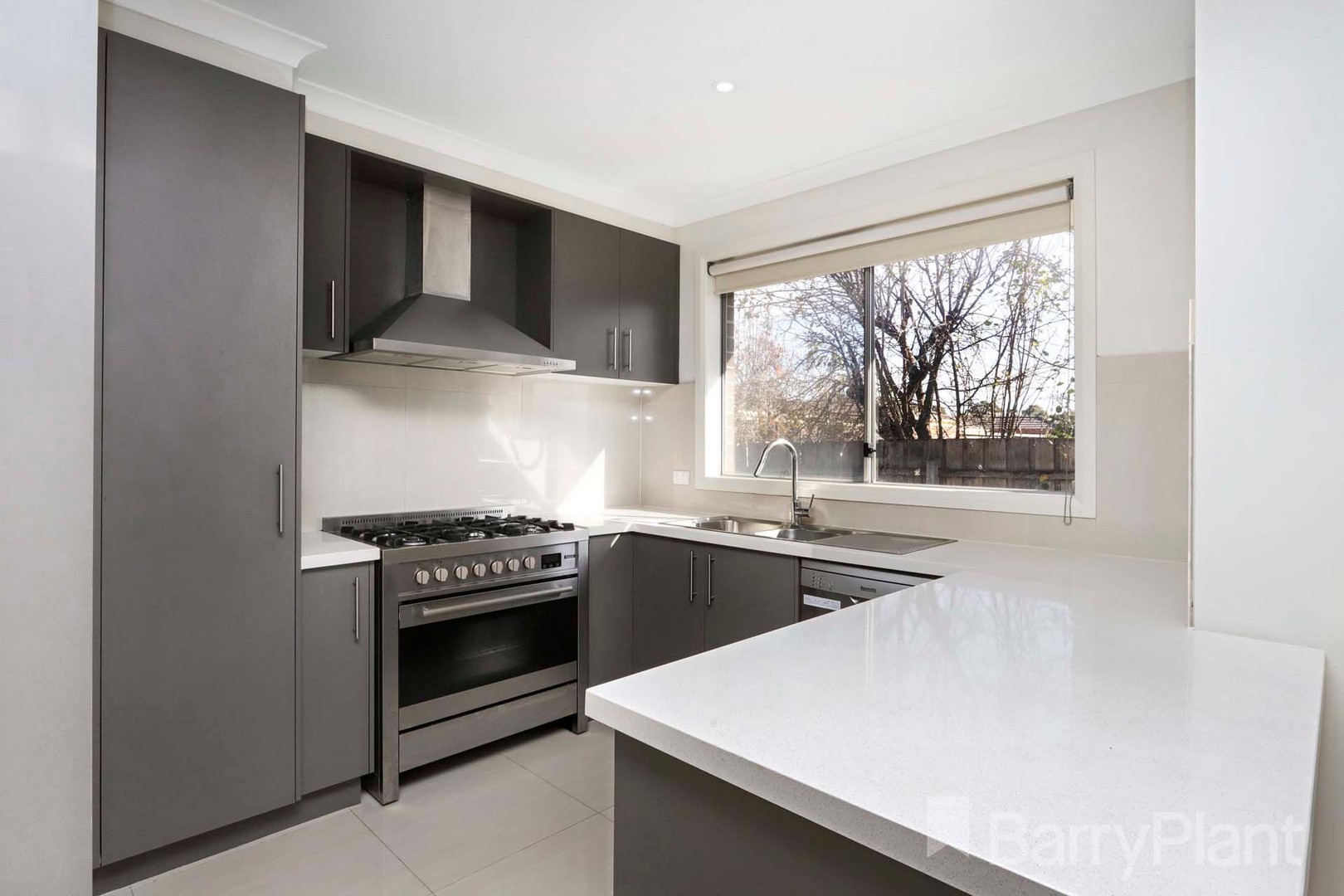 3/3 Boisdale AvenueSunshine North, VIC 3020, Sunshine North - Thumbnail 4