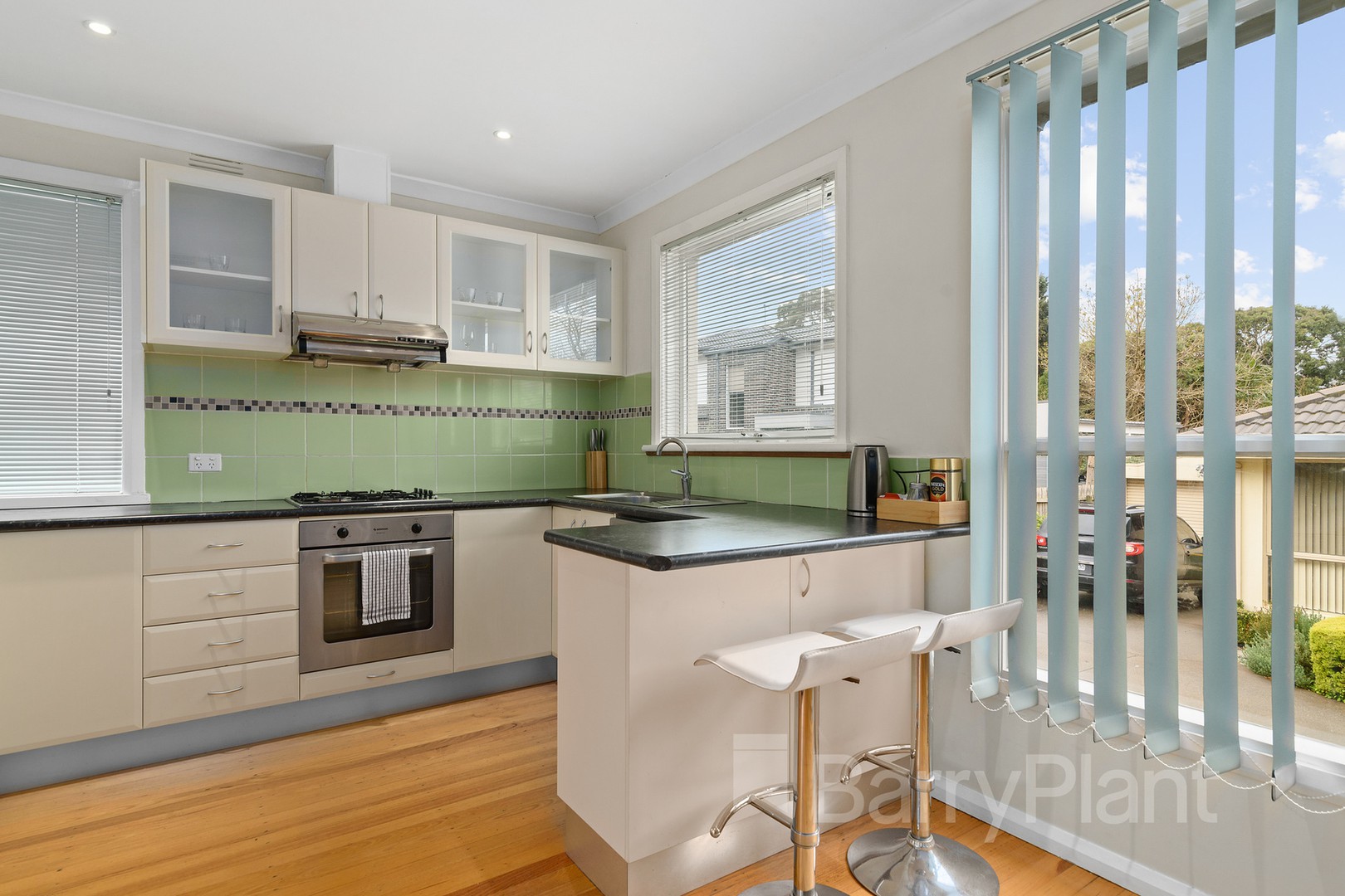 1/7 Saxby CourtWantirna South, VIC 3152, Wantirna South - Thumbnail 4