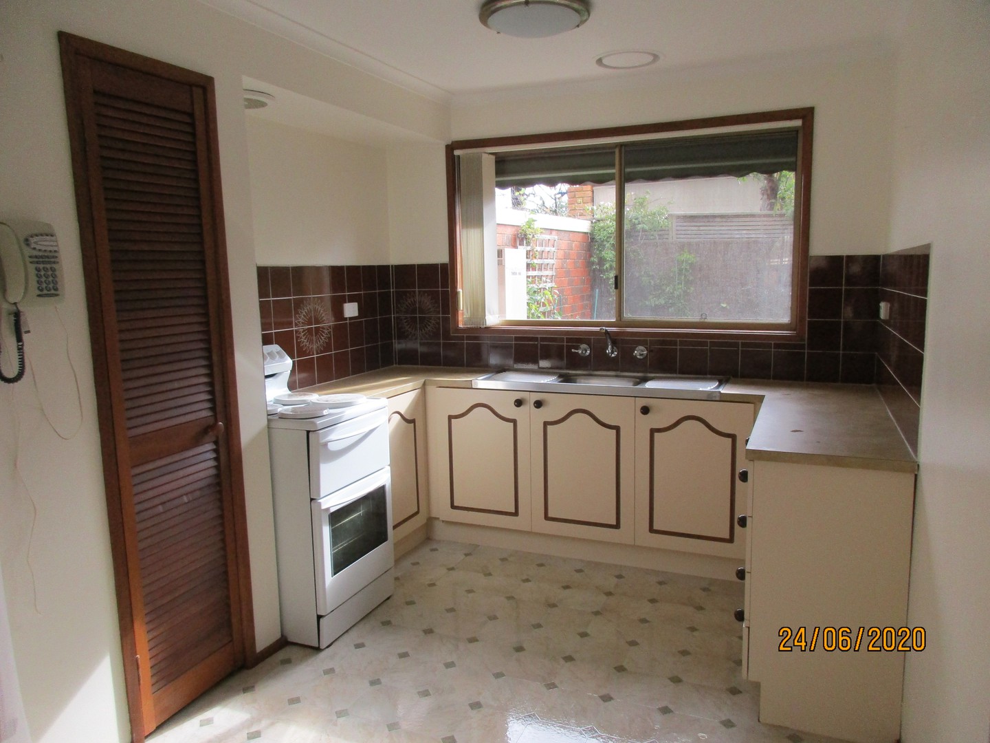 6/15-19 O'Neills Road, Melton, VIC 3337 - Thumbnail 2 - 24/06/2020