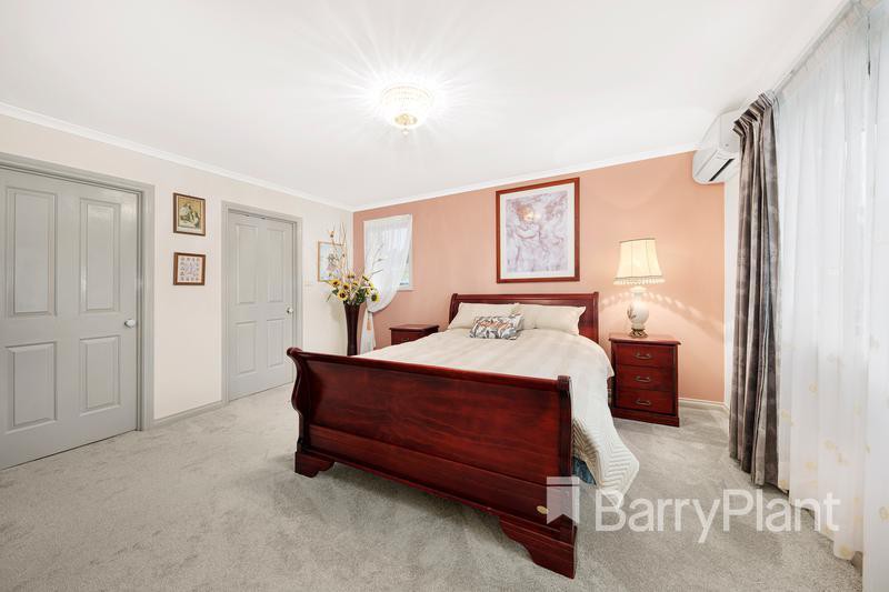 21 Palais CrescentSouth Morang, VIC 3752, South Morang - Thumbnail 6