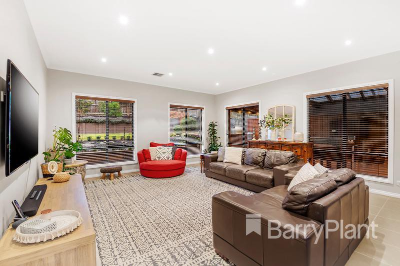 47 Alain AvenueSouth Morang, VIC 3752, South Morang - Thumbnail 5
