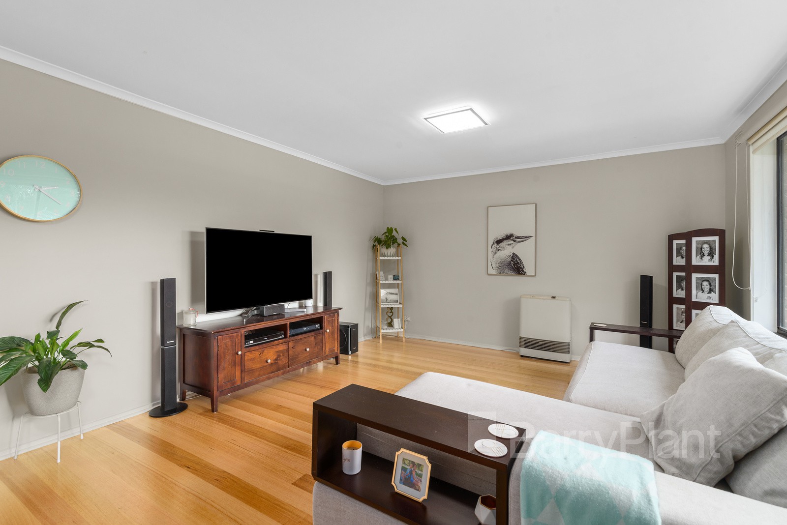 163 Windermere DriveFerntree Gully, VIC 3156, Ferntree Gully - Thumbnail 2