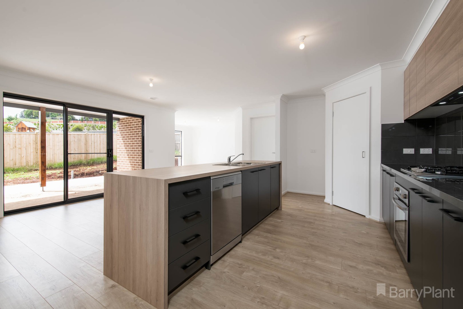 36 Timbertop Crescent, Drouin, VIC 3818 - Thumbnail 1 - 25/06/2020
