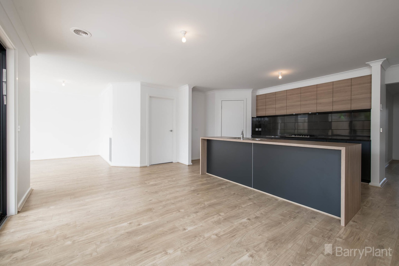 36 Timbertop Crescent, Drouin, VIC 3818 - Thumbnail 2 - 25/06/2020