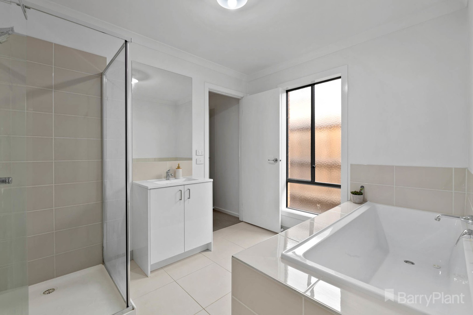 18 Newcastle DriveOfficer, VIC 3809, Officer - Thumbnail 5