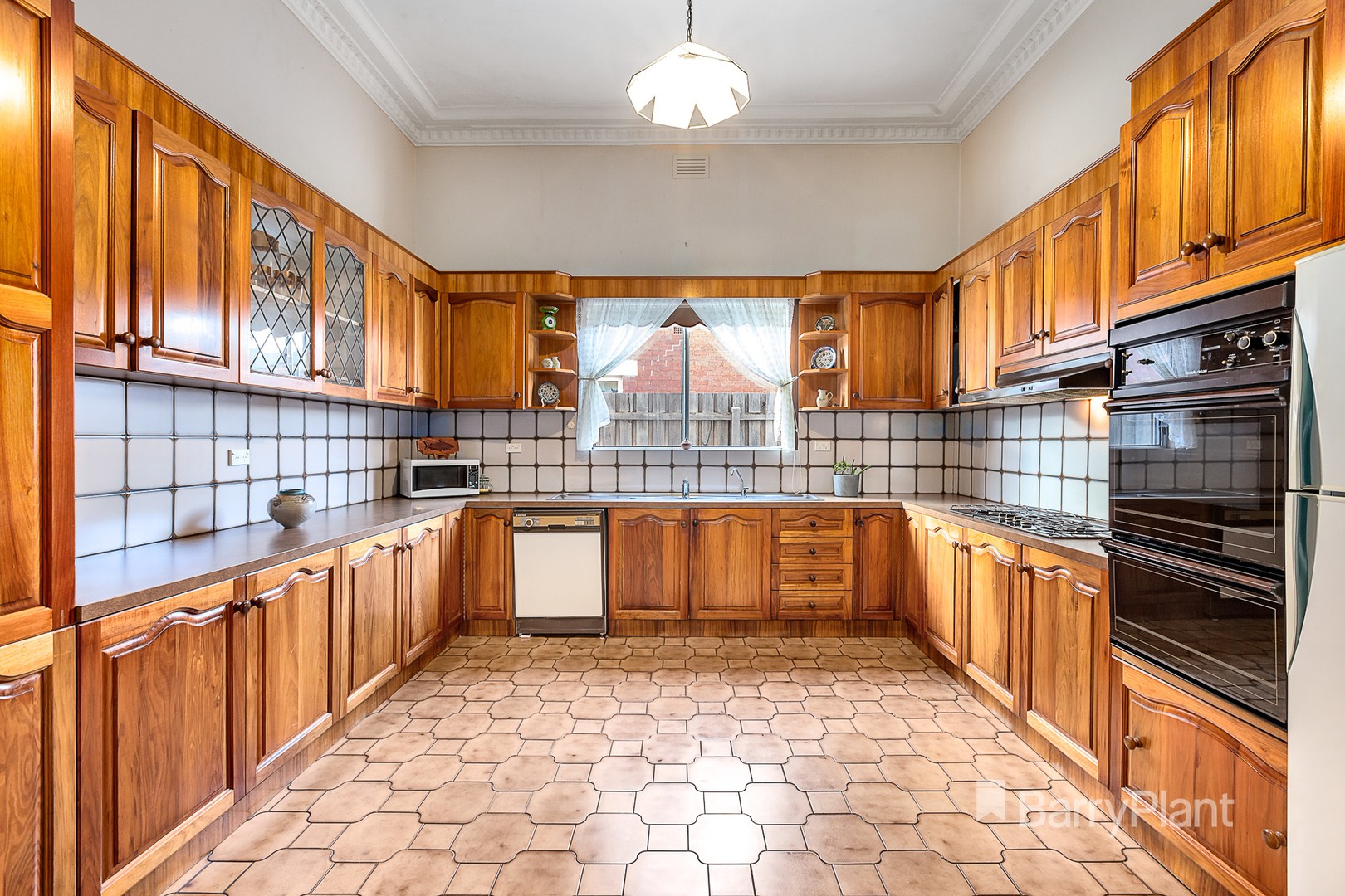 30 Glencairn AvenueCoburg, VIC 3058, Coburg - Thumbnail 2