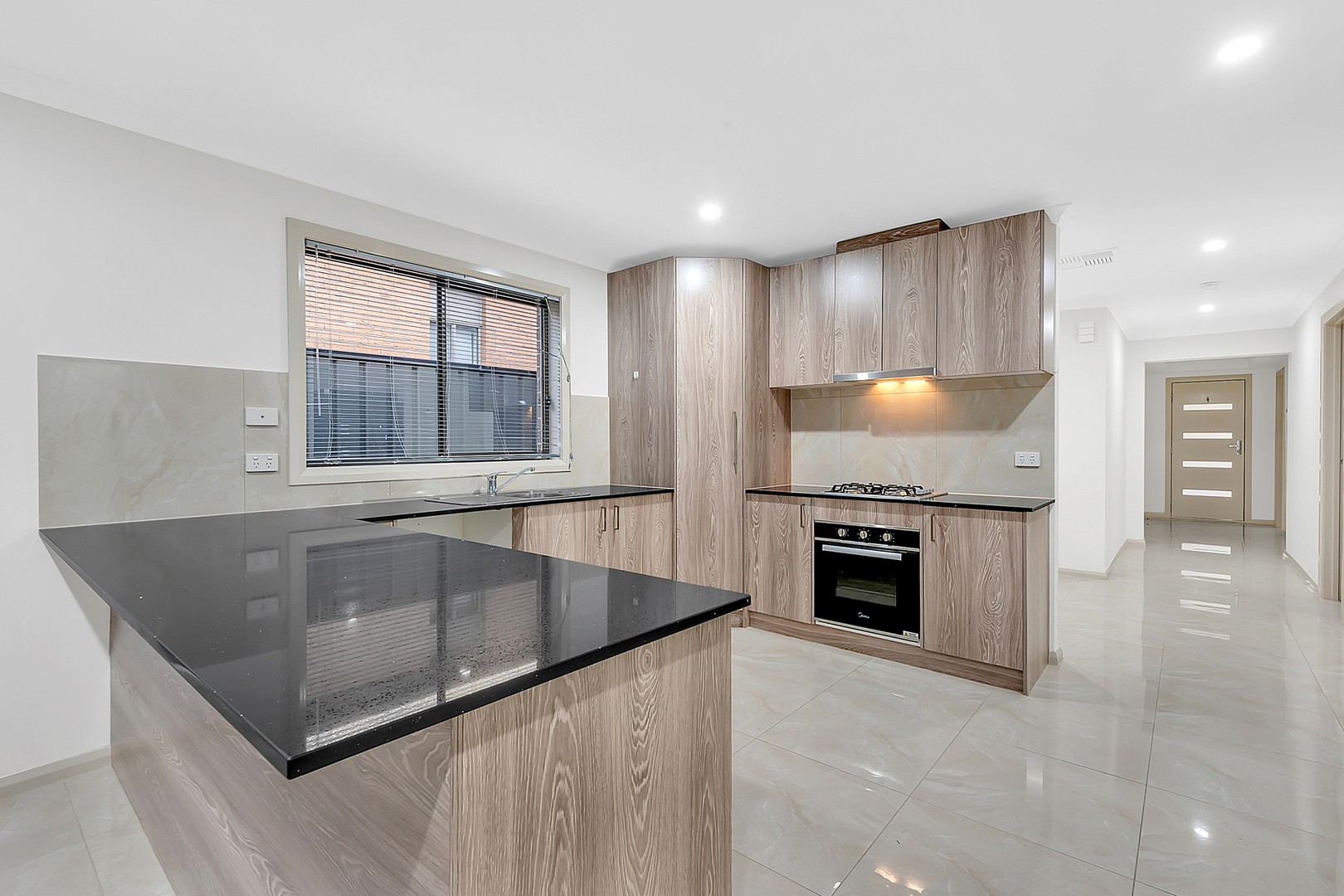 89 Bluebell DriveCraigieburn, VIC 3064, Craigieburn - Thumbnail 2
