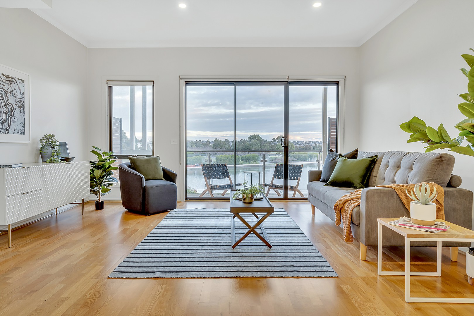 28 Alexander CircuitCraigieburn, VIC 3064, Craigieburn - Thumbnail 3