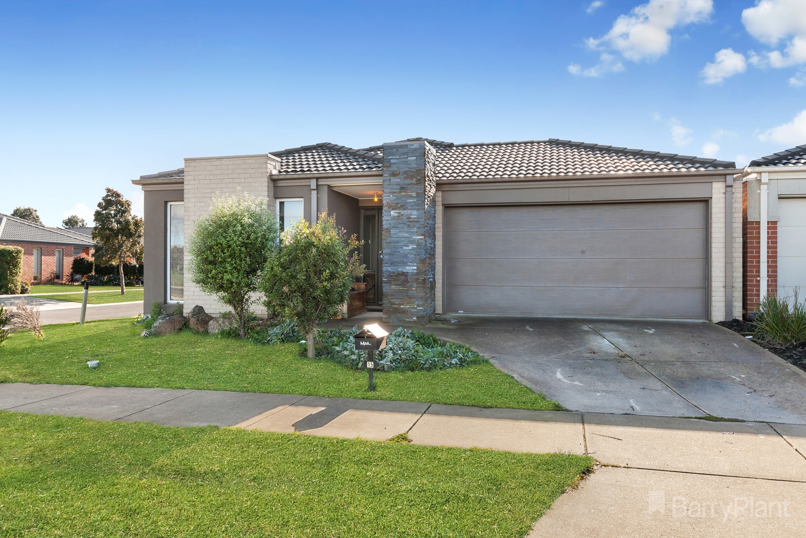 15 Maidenhair DriveWallan, VIC 3756, Wallan - Thumbnail 2