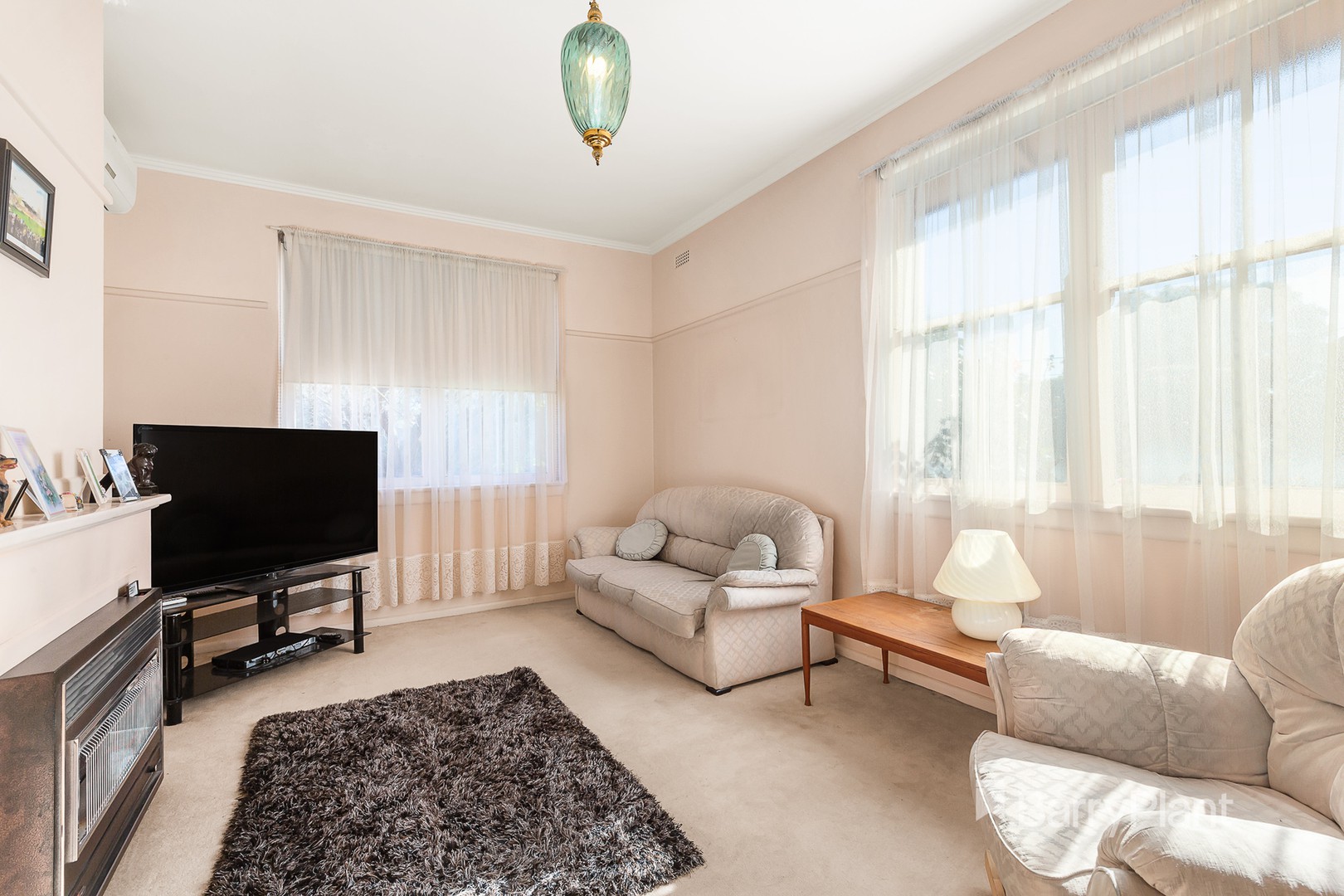 44 Oriel RoadIvanhoe, VIC 3079, Ivanhoe - Thumbnail 3