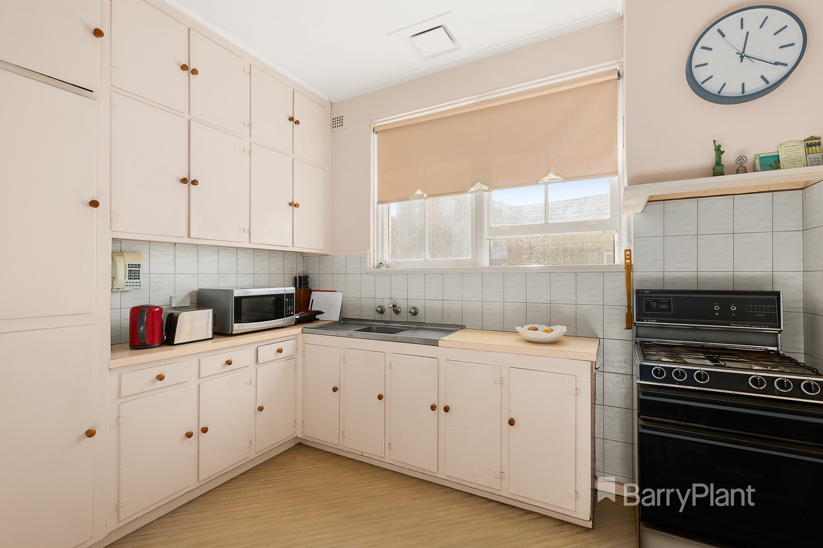 44 Oriel RoadIvanhoe, VIC 3079, Ivanhoe - Thumbnail 4