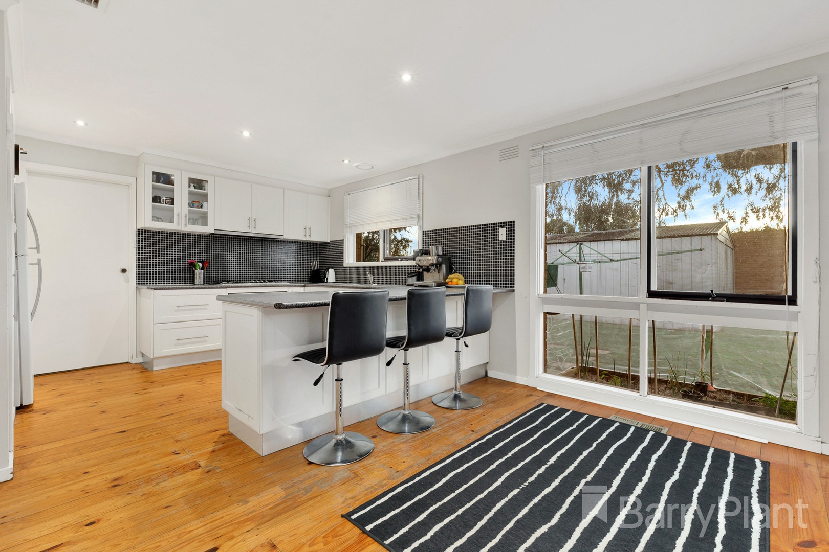 132 Mill Park DriveMill Park, VIC 3082, Mill Park - Thumbnail 2