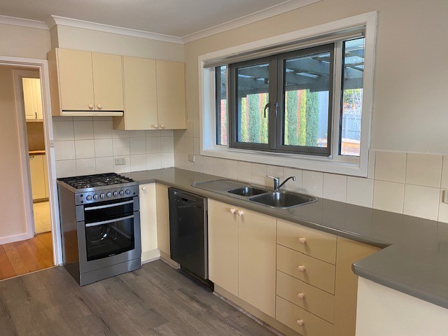 23 Frances Avenue, Greensborough, VIC 3088 - Thumbnail 1 - 01/07/2020