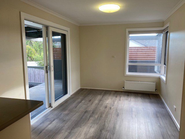 23 Frances Avenue, Greensborough, VIC 3088 - Thumbnail 2 - 01/07/2020