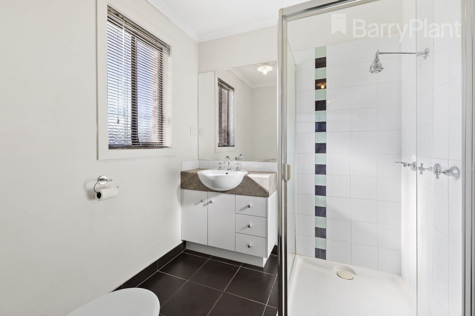 2 Yalding PlaceDeer Park, VIC 3023, Deer Park - Thumbnail 8