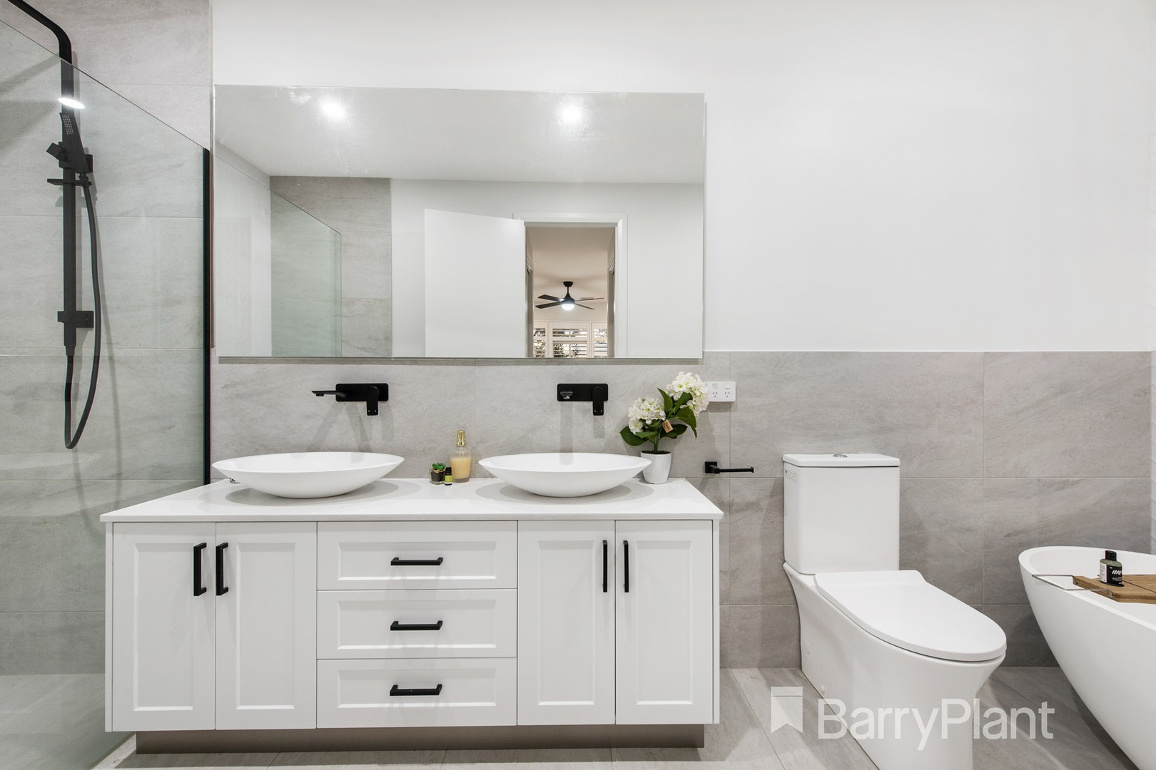69 Farm RoadWerribee, VIC 3030, Werribee - Thumbnail 6