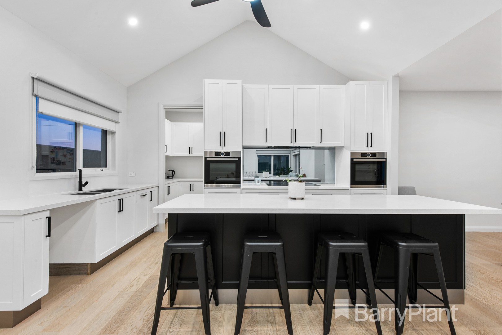 69 Farm RoadWerribee, VIC 3030, Werribee - Thumbnail 8