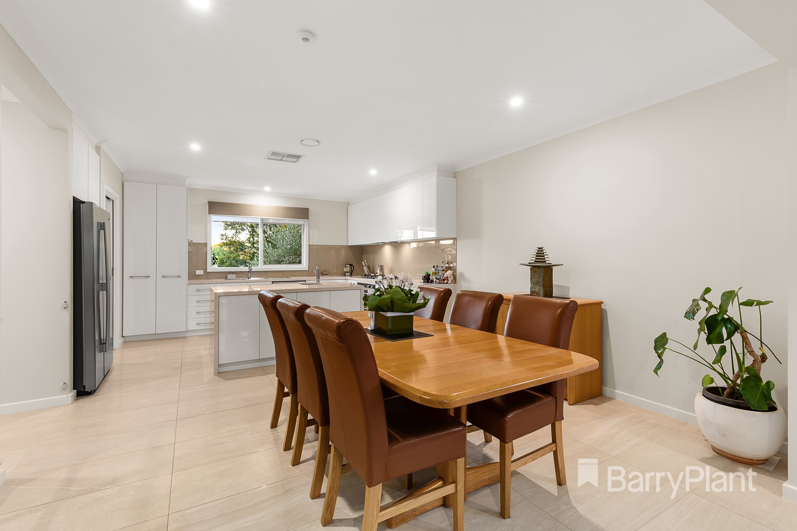 33 Plenty Lane, Greensborough, VIC 3088, Greensborough - Thumbnail 5