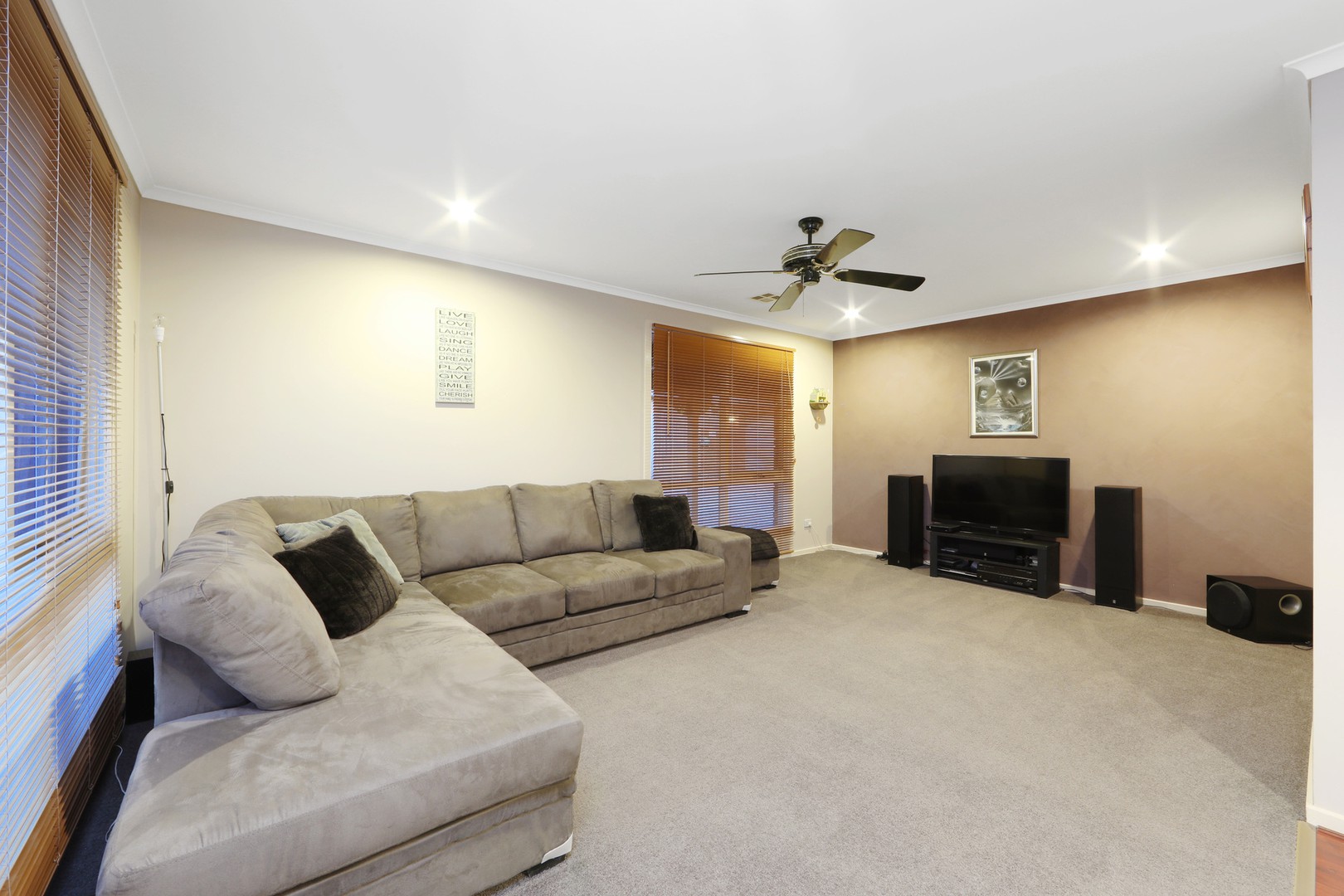 9 Sharna CourtFerntree Gully, VIC 3156, Ferntree Gully - Thumbnail 5