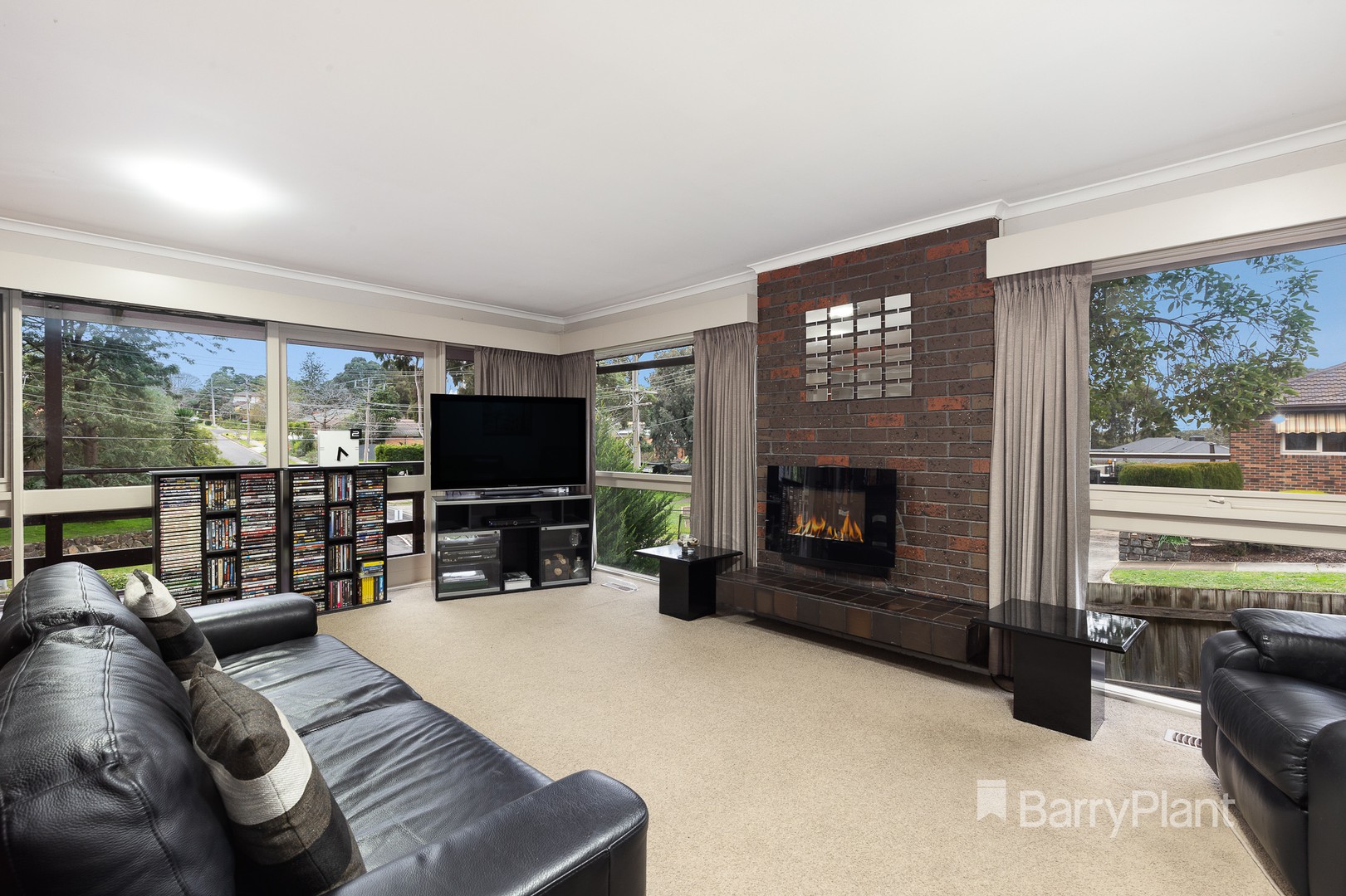 1 Carinya RoadGreensborough, VIC 3088, Greensborough - Thumbnail 5