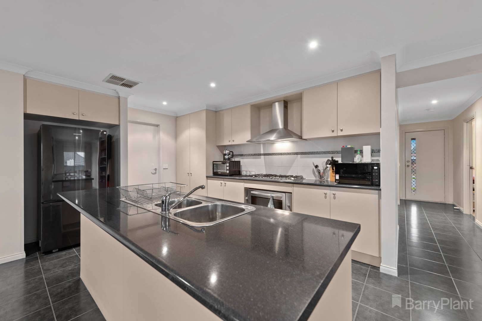 6 Windermere BoulevardPakenham, VIC 3810, Pakenham - Thumbnail 4