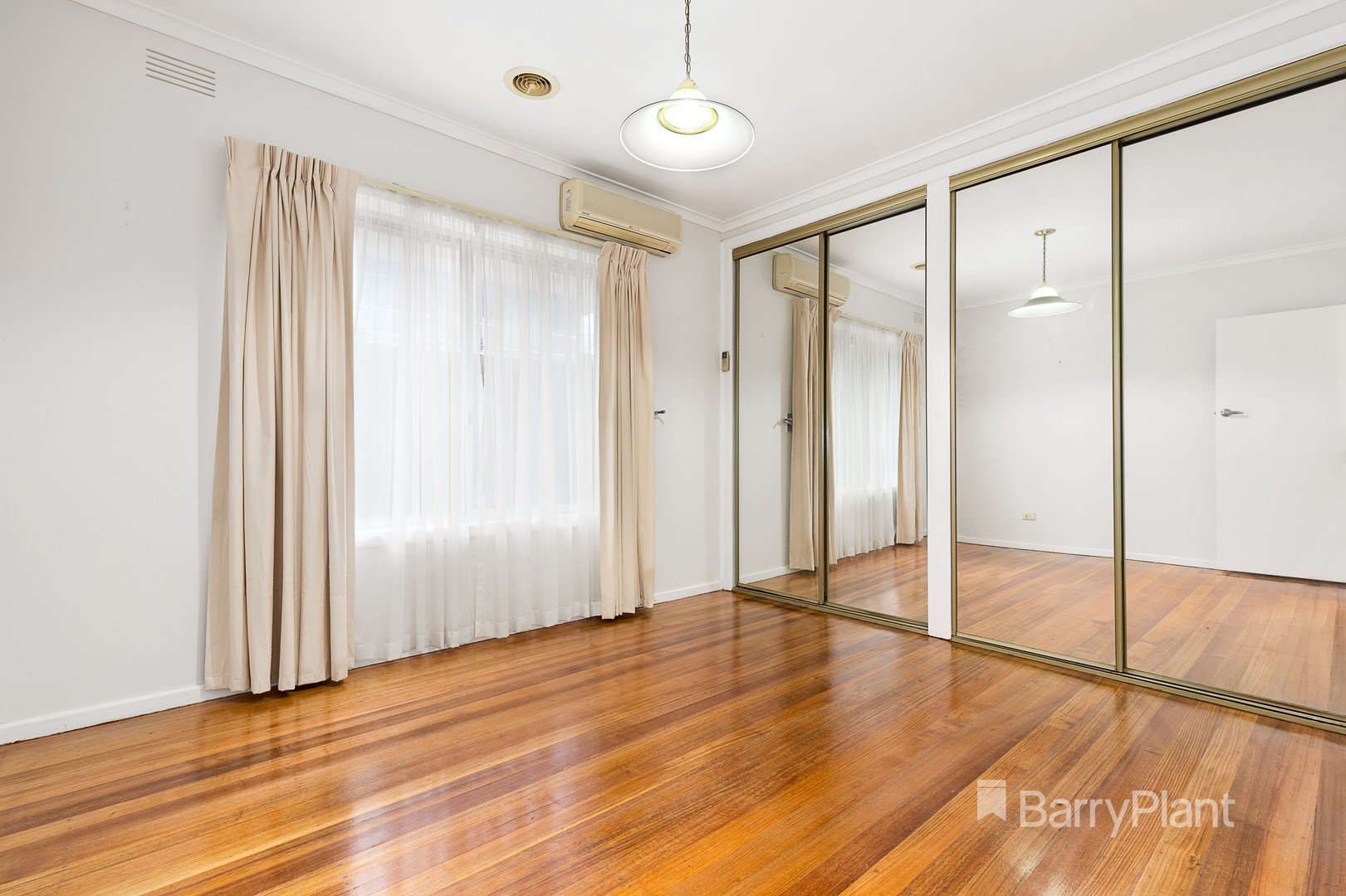 15 Rathmullen Quadrant, Doncaster, VIC 3108, Doncaster - Thumbnail 6
