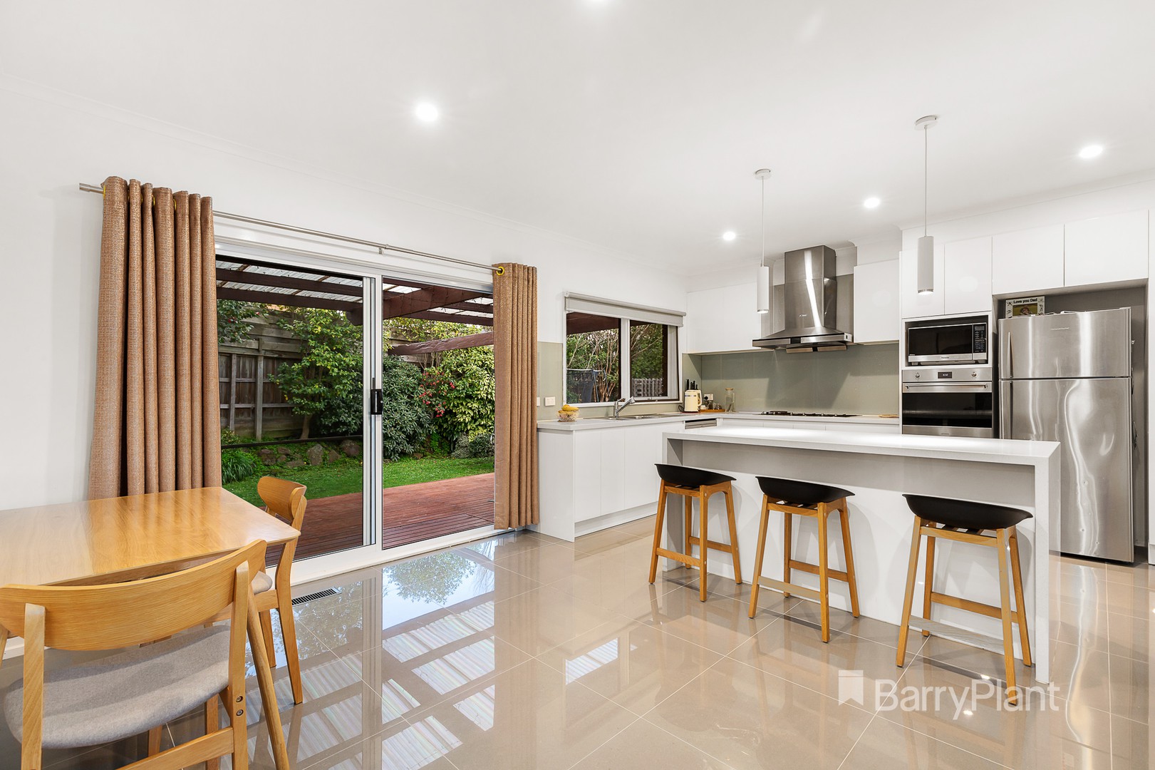 7 Santiago Street, Doncaster, VIC 3108, Doncaster - Thumbnail 4