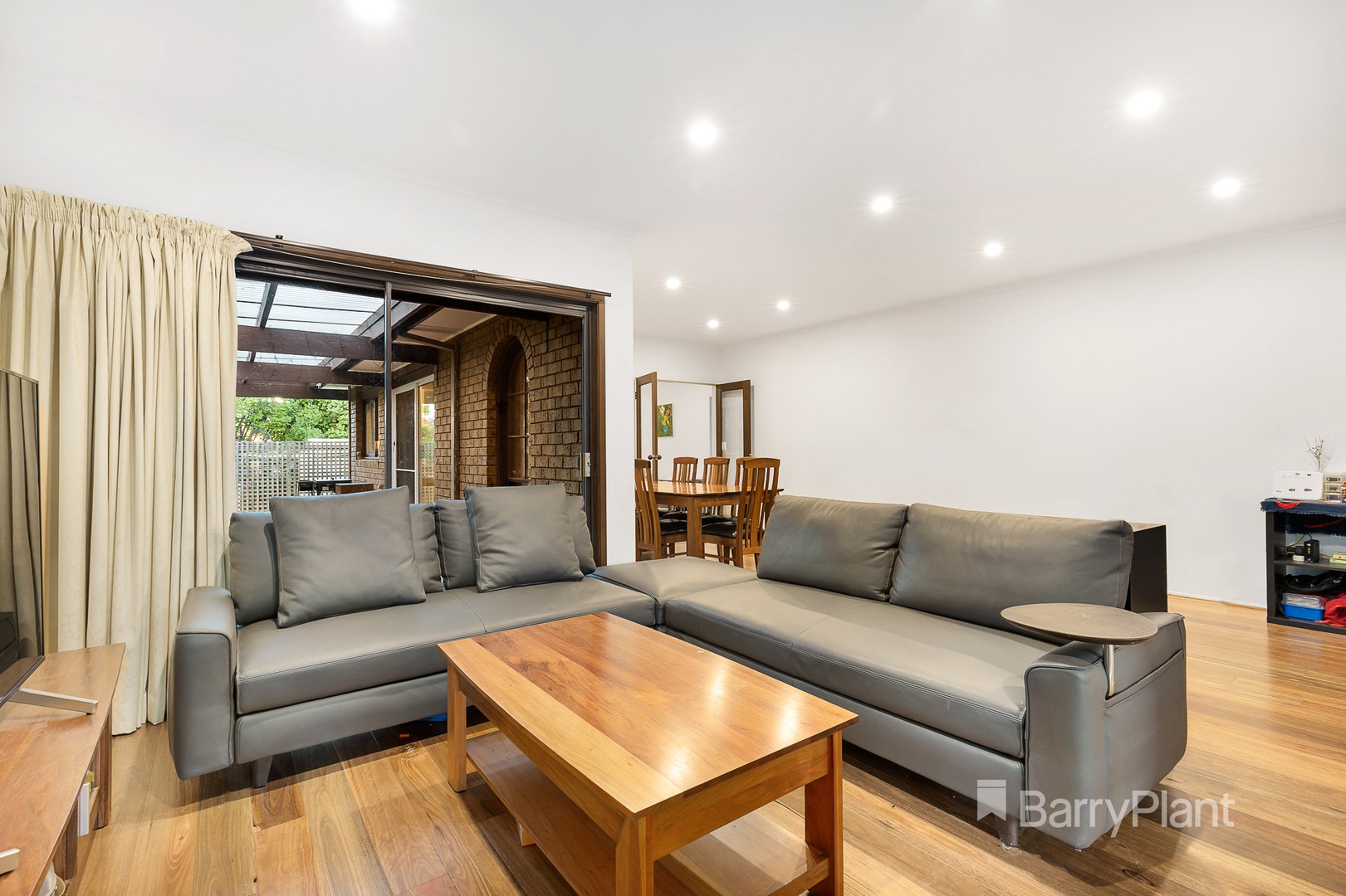 7 Santiago Street, Doncaster, VIC 3108, Doncaster - Thumbnail 5