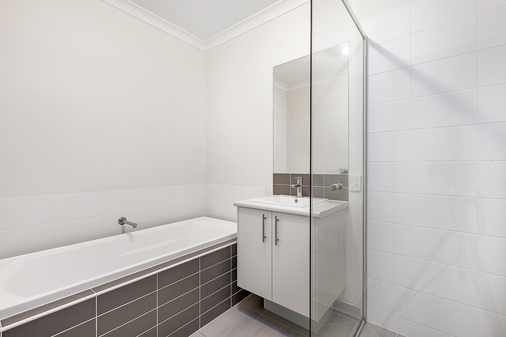 11 Firefalls Close, Huntingdale, WA, 6110, Huntingdale - Thumbnail 6
