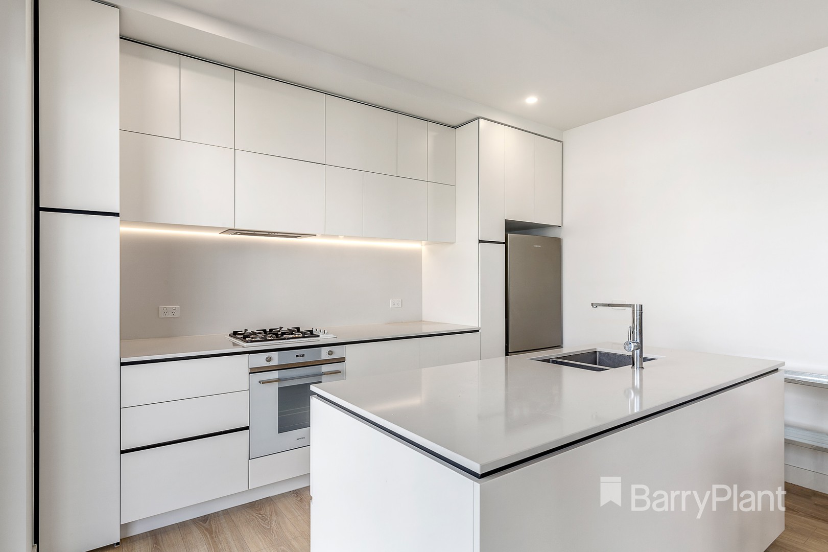 805/2 Elland AvenueBox Hill, VIC 3128, Box Hill - Thumbnail 4
