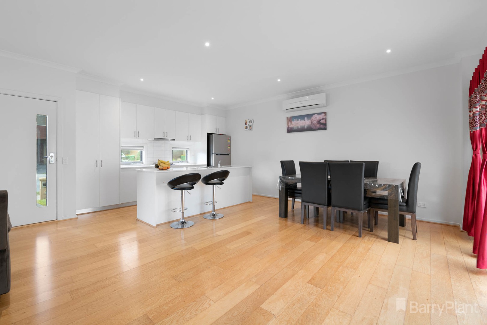36 Kilburn PlacePakenham, VIC 3810, Pakenham - Thumbnail 2
