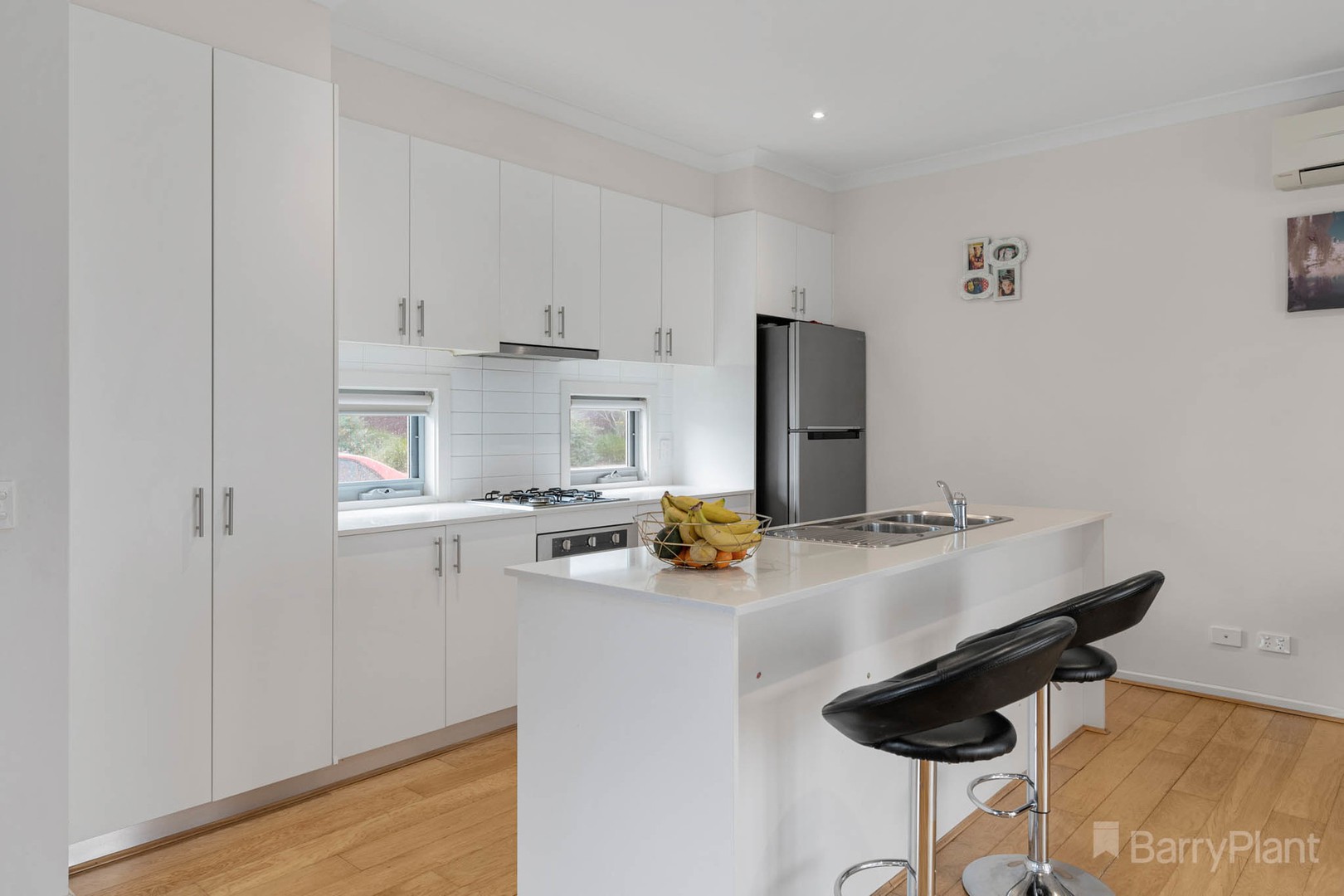 36 Kilburn PlacePakenham, VIC 3810, Pakenham - Thumbnail 3
