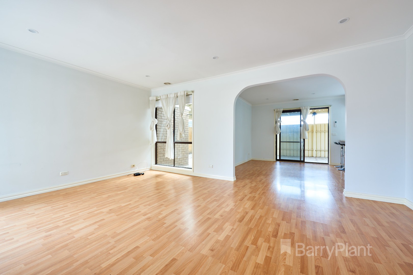 4/51 Fintonia RoadNoble Park, VIC 3174, Noble Park - Thumbnail 2