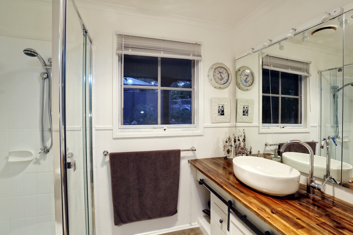 8 Kitchener ParadeCockatoo, VIC 3781, Cockatoo - Thumbnail 7