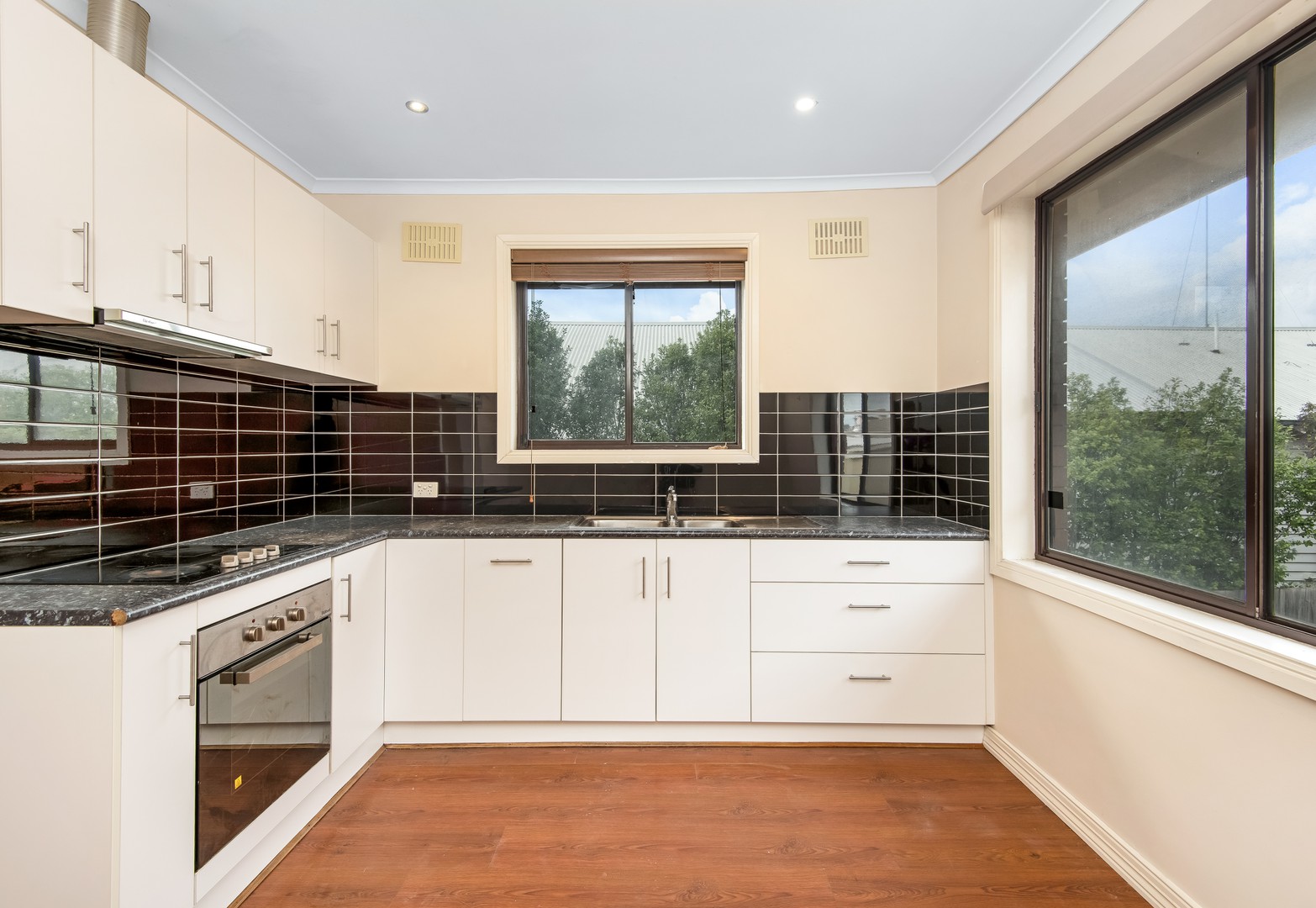 5/194 Aberdeen StreetGeelong West, VIC 3218, Geelong West - Thumbnail 3