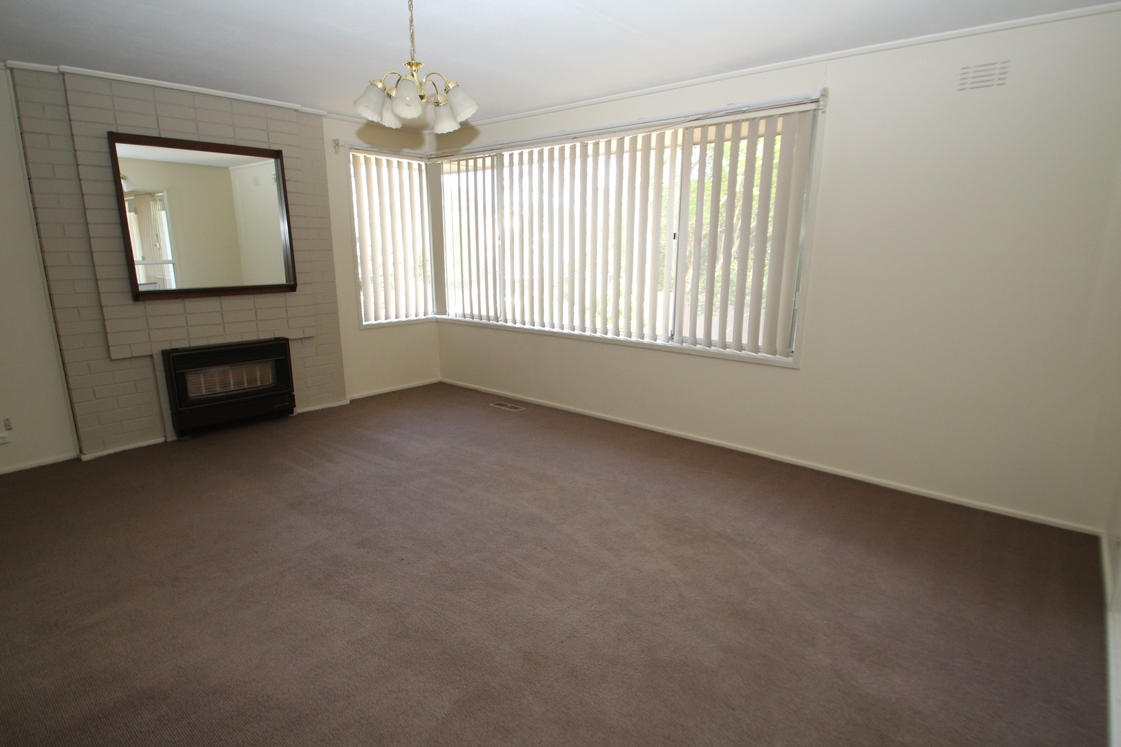14 Dunlop Avenue, Bayswater North, VIC 3153 - Thumbnail 2 - 20/07/2020