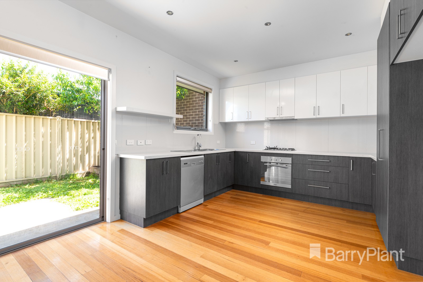 2/15 Everard StreetGlenroy, VIC 3046, Glenroy - Thumbnail 3