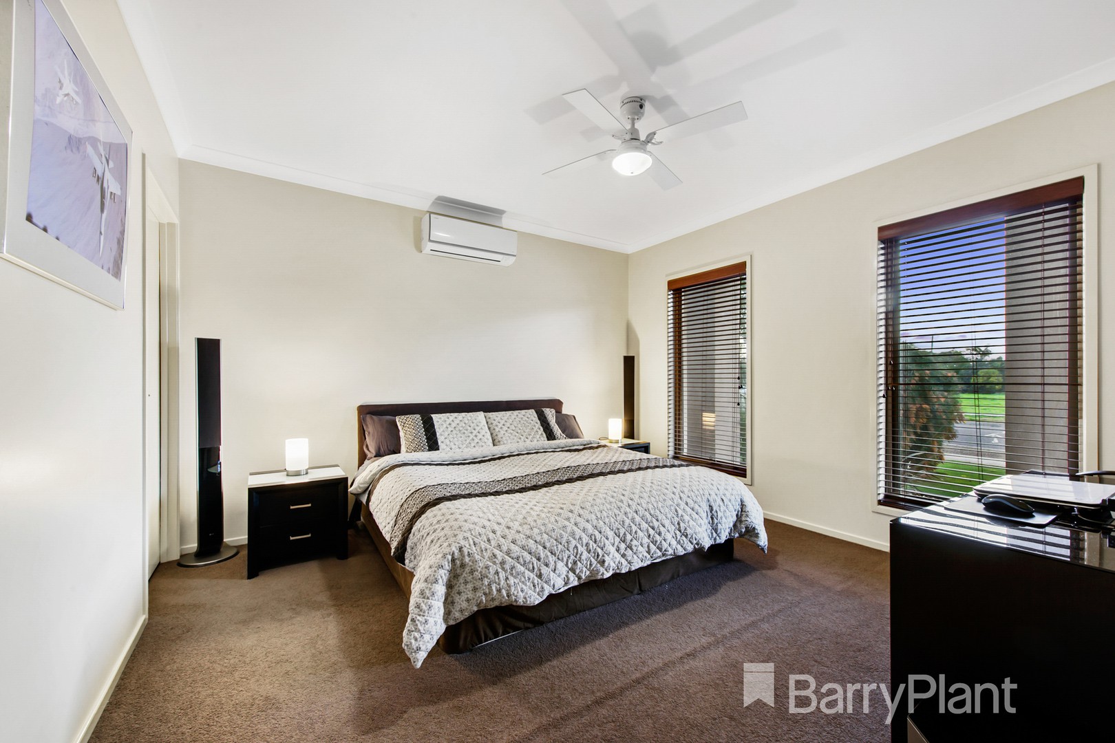 98 Riversdale Drive, Tarneit, VIC 3029 - Thumbnail 2 - 20/07/2020