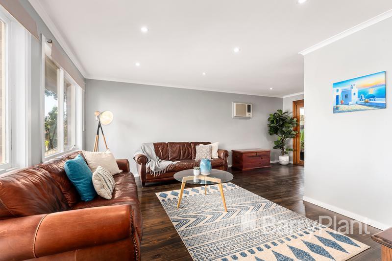 41 Thompson Circuit, Mill Park, VIC 3082 - Thumbnail 2 - 20/07/2020