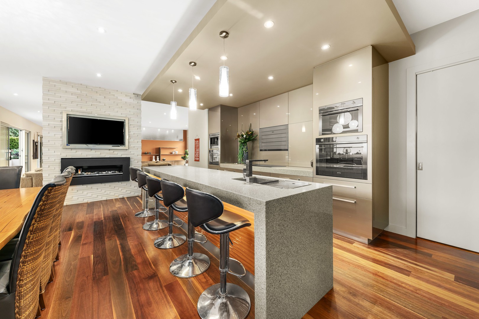 10 Logan CourtLysterfield, VIC 3156, Lysterfield - Thumbnail 8