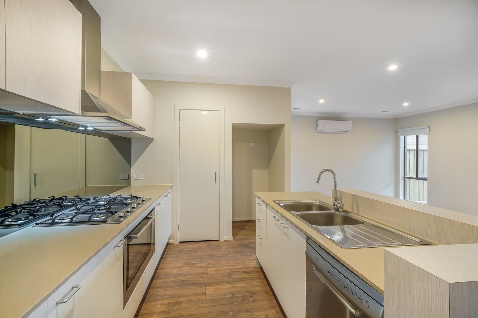 7 Oakdale Street, Charlemont, VIC 3217 - Thumbnail 2 - 21/07/2020