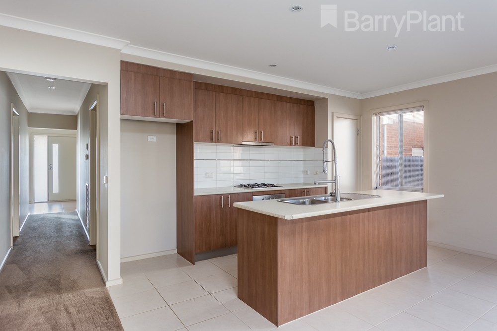 34 Cooinda WayPoint Cook, VIC 3030, Point Cook - Thumbnail 7