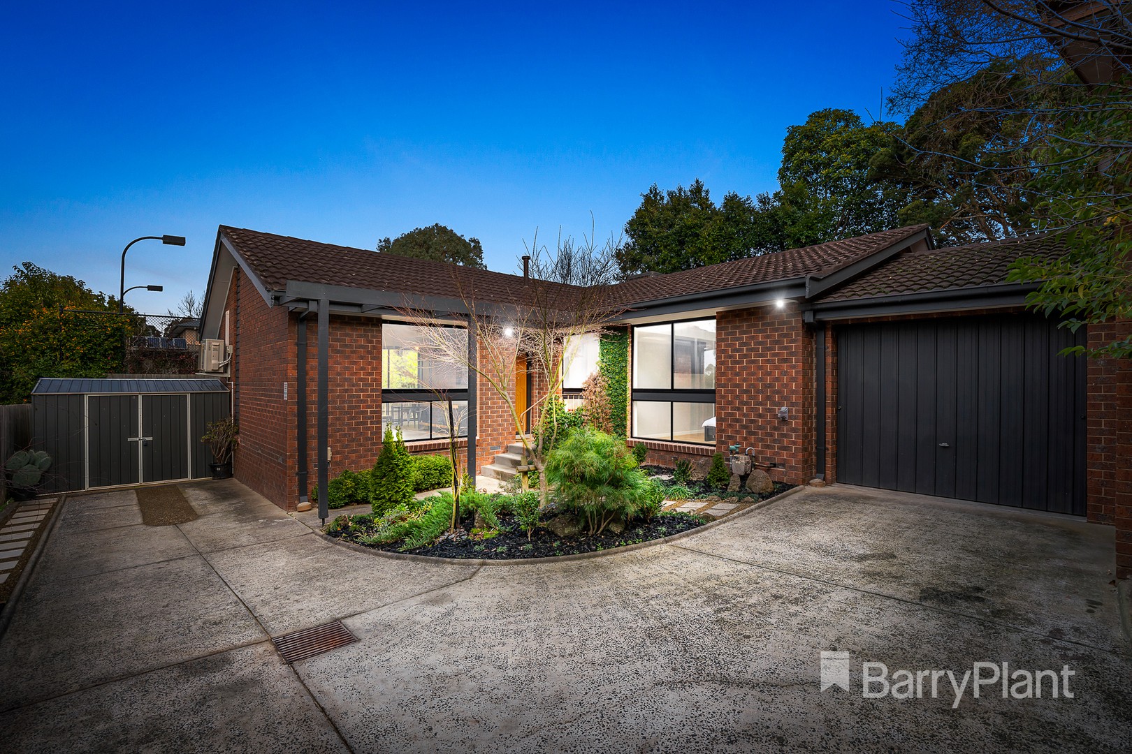 3/2 Sweetland Road, Box Hill, VIC 3128