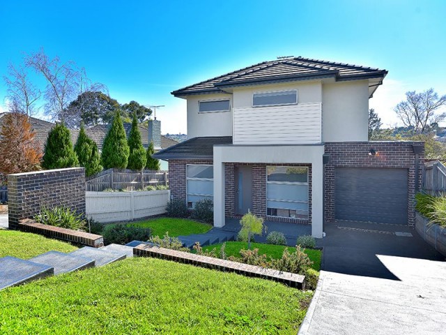 1/12 Streldon Avenue, Strathmore, VIC 3041